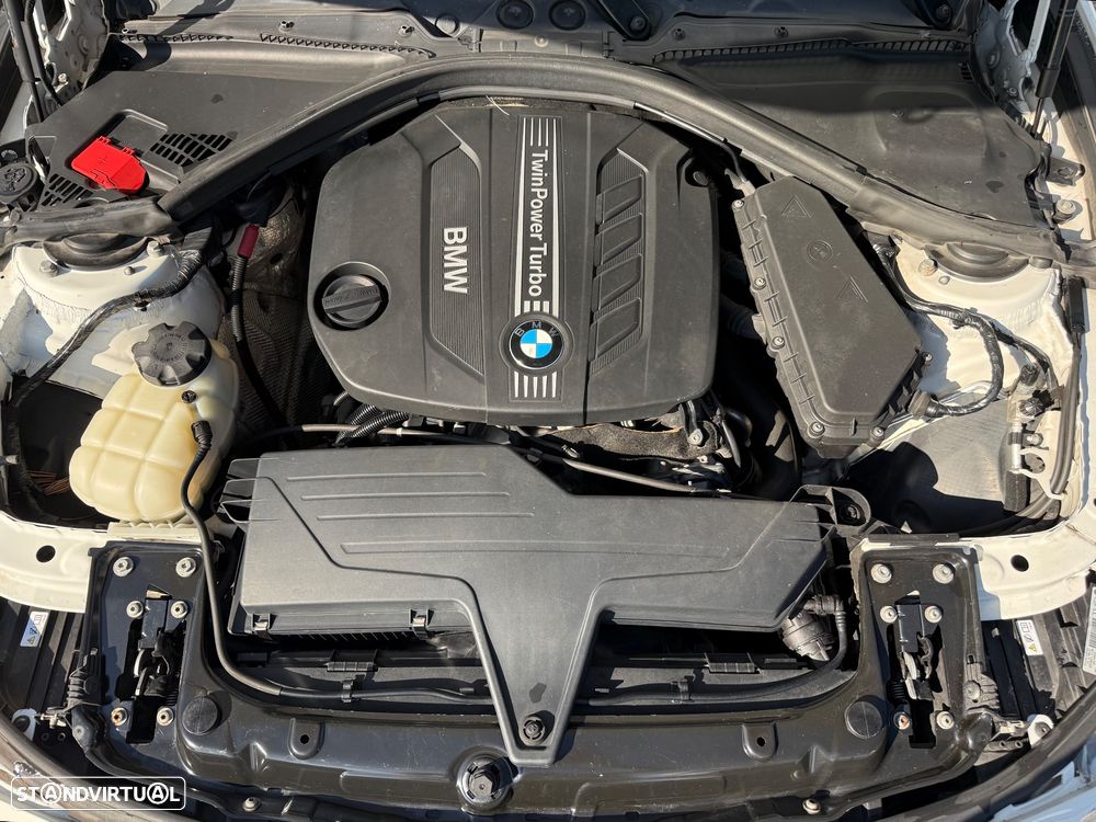 BMW 320 d Auto Pack M - 27