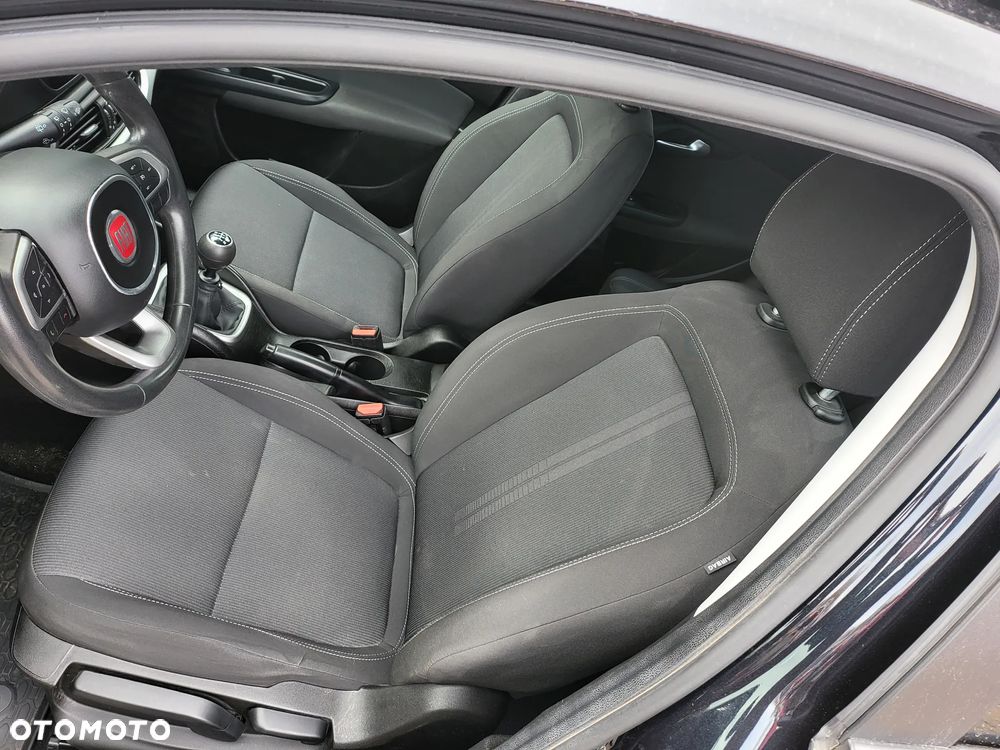 Fiat Tipo 1.4 16v Lounge EU6d - 9