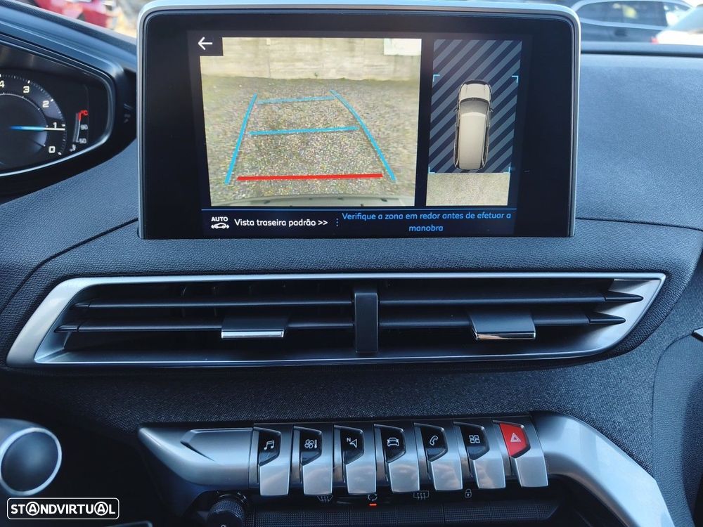 Peugeot 5008 1.2 PureTech Allure Pack EAT8 - 37