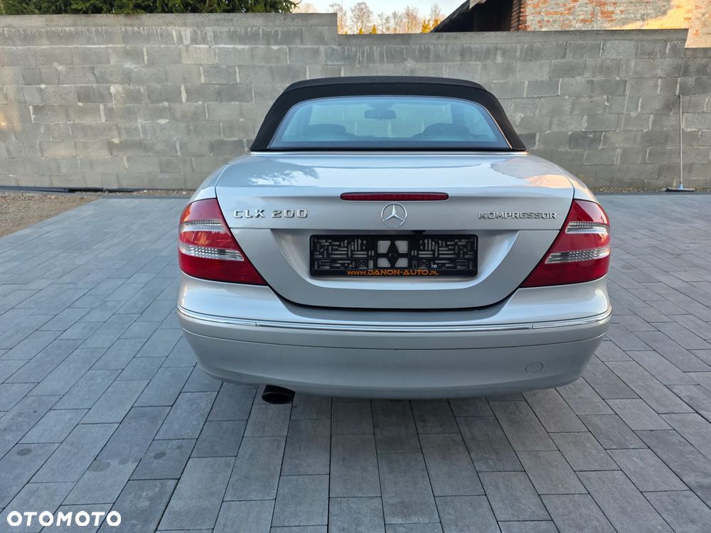 Mercedes-Benz CLK - 14