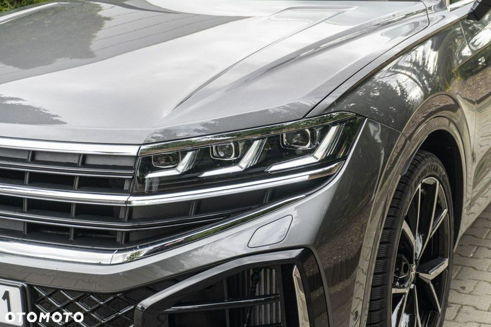 Volkswagen Touareg - 11