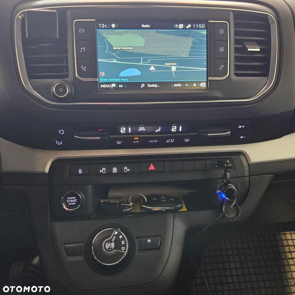 Peugeot Traveller 2.0 BlueHDi Standard Business Vip - 23