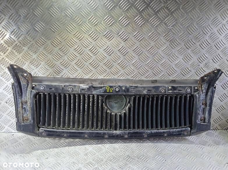 ATRAPA SKODA SUPERB - 2