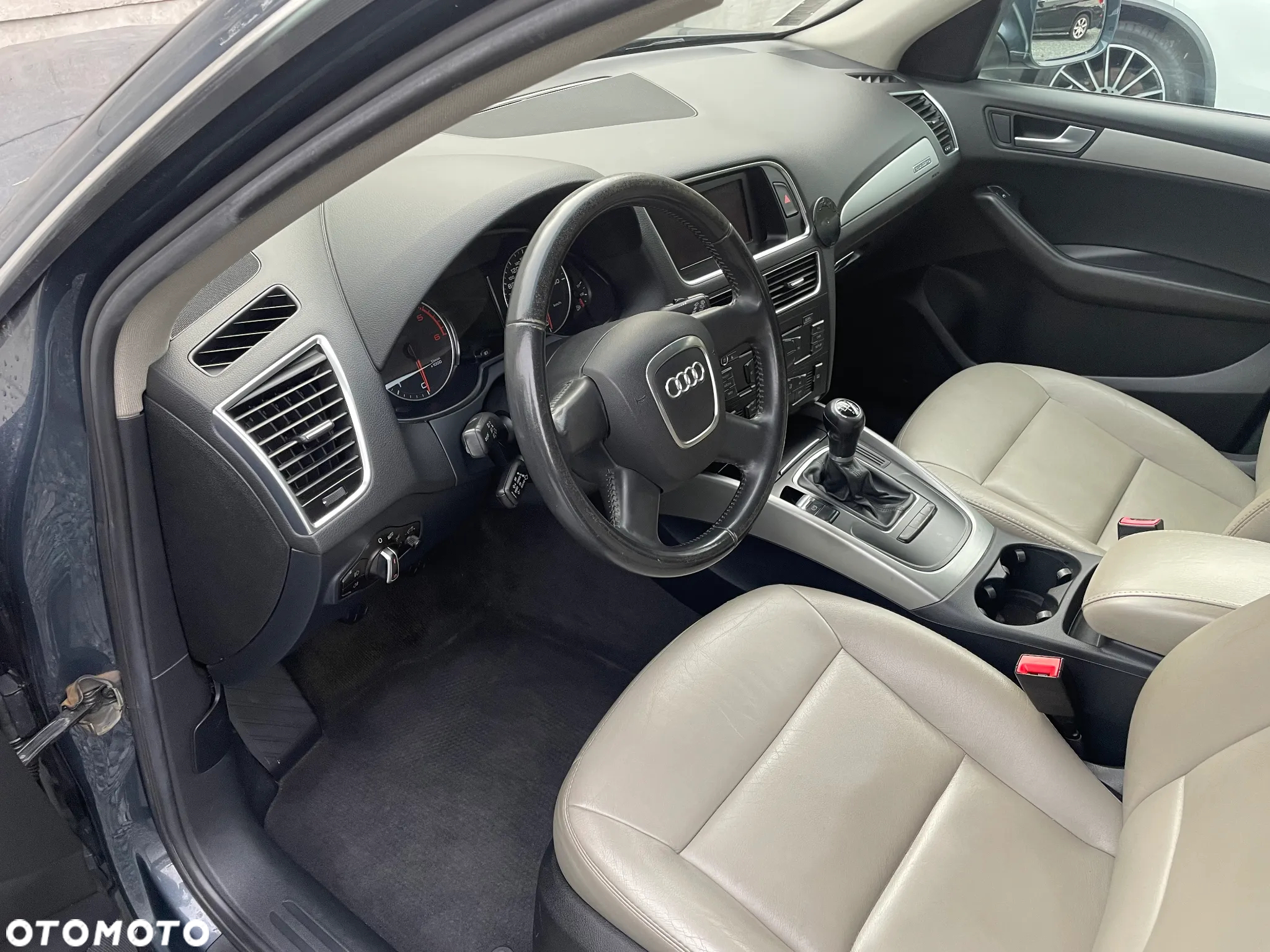 Audi Q5 2.0 TDI Quattro - 22