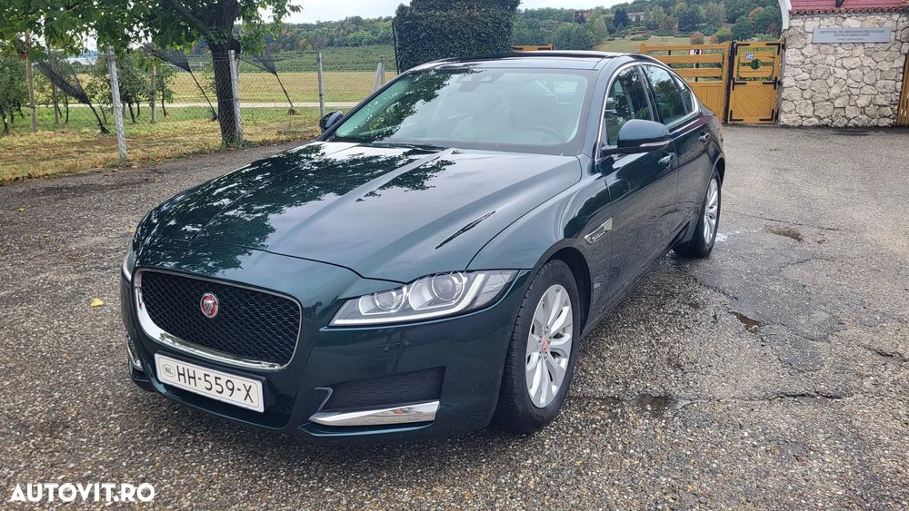 Jaguar XF - 2