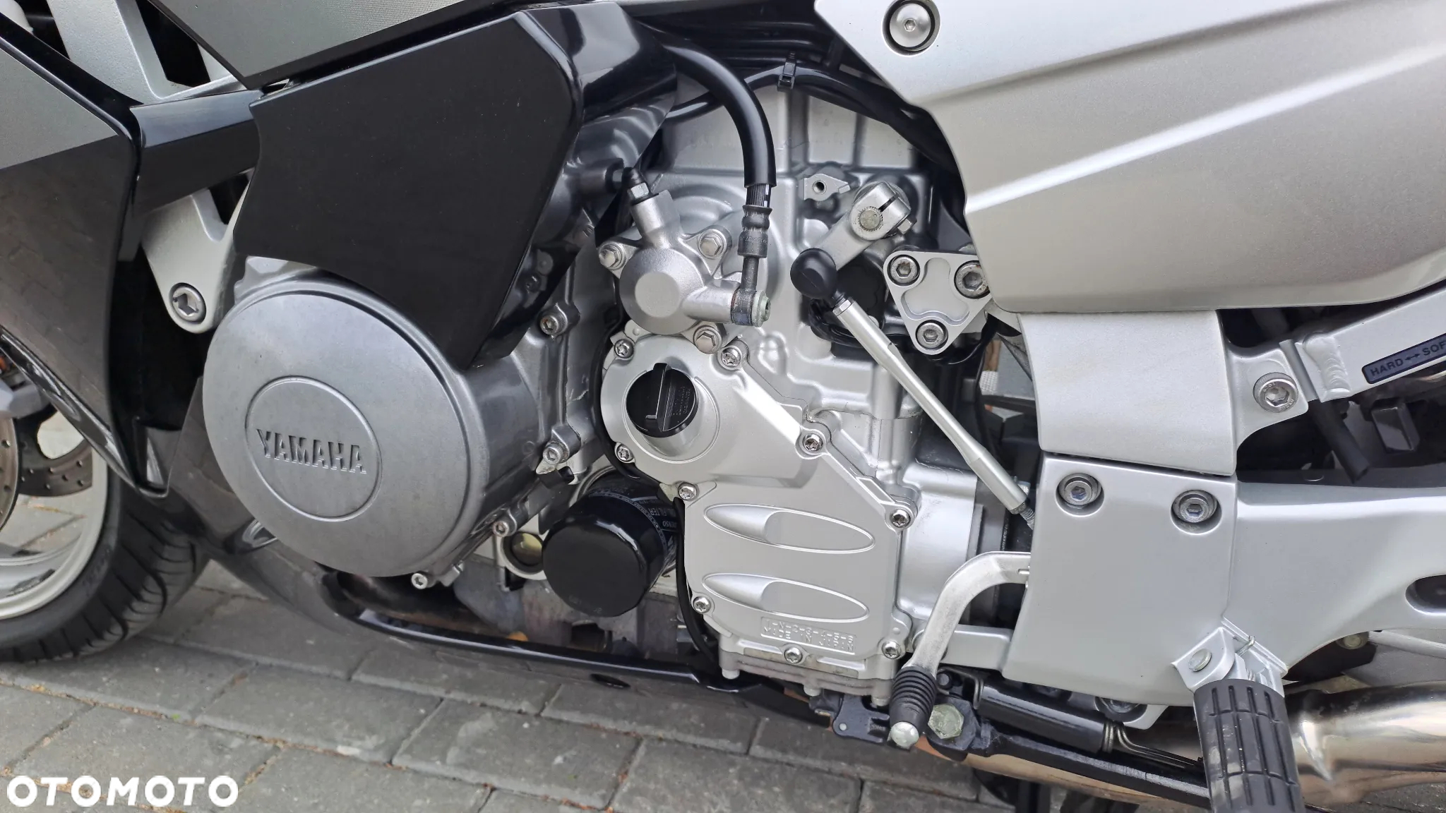 Yamaha FJR - 39