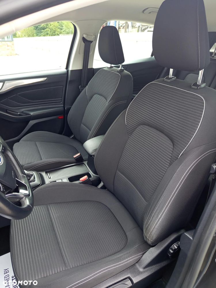 Ford Focus - 20