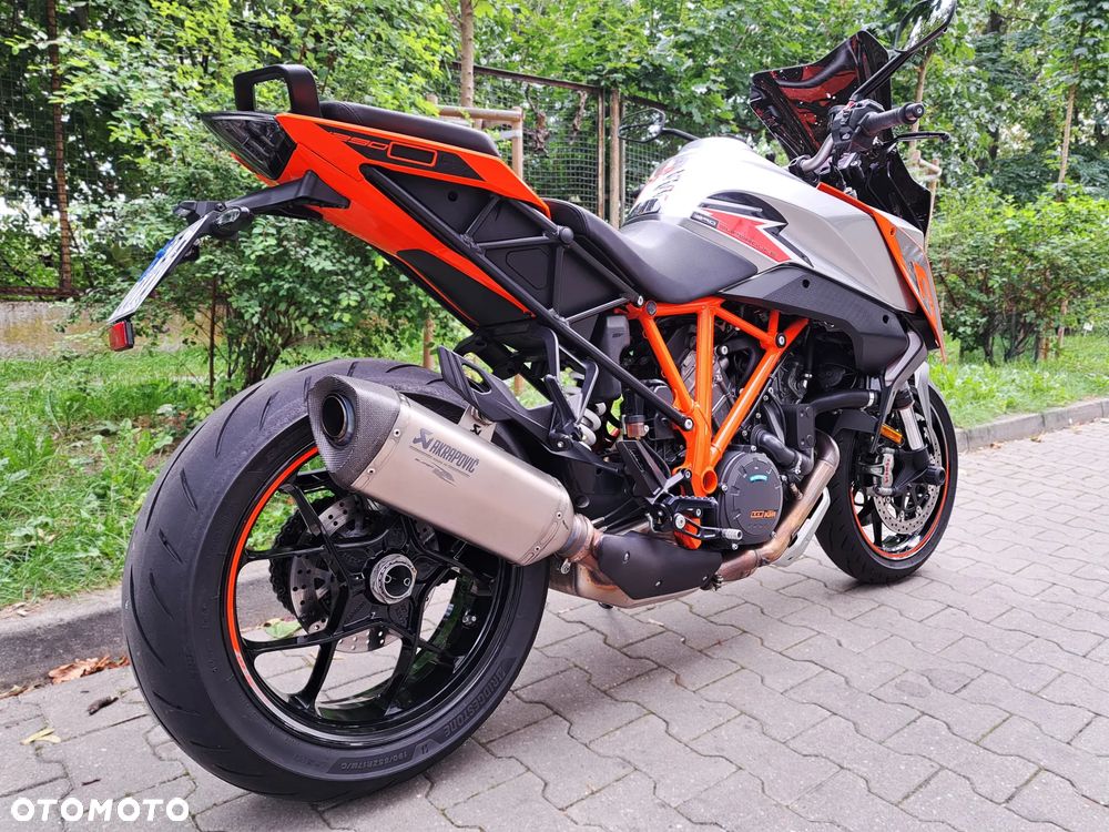 KTM Super Duke - 11