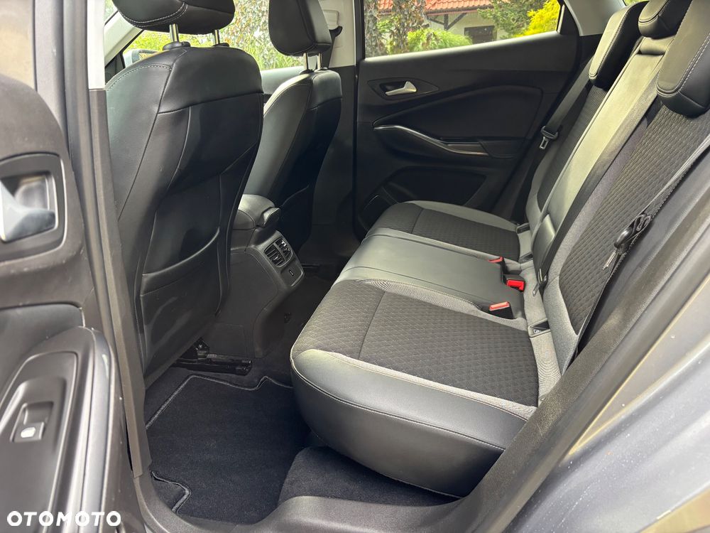Opel Grandland X 1.2 Start/Stop Business Edition - 11