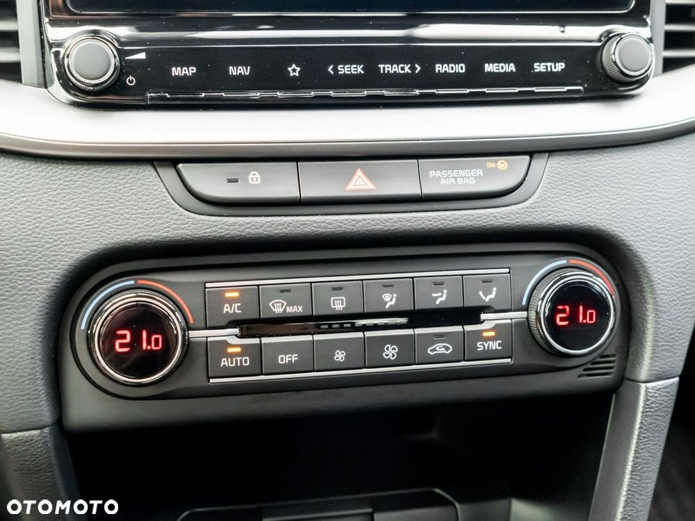 Kia XCeed 1.5 T-GDI M - 16