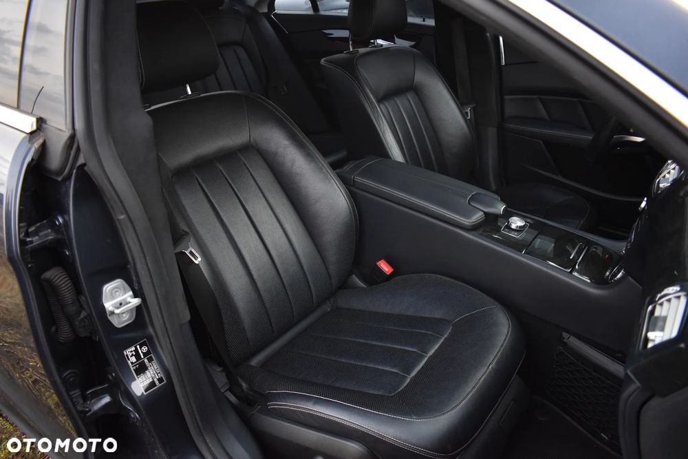 Mercedes-Benz CLS 350 d 4-Matic - 15