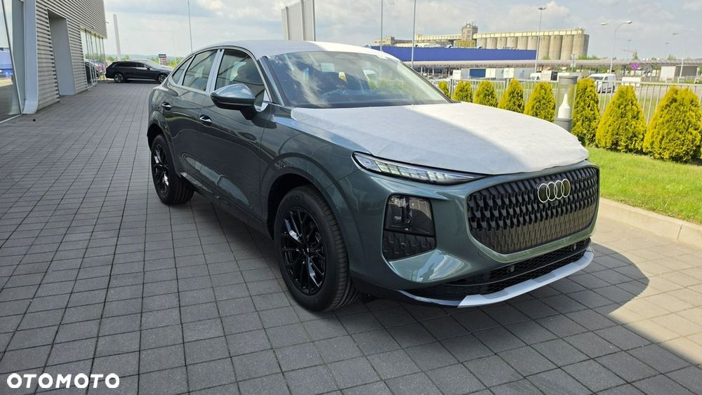 Audi Q3 Sportback - 6