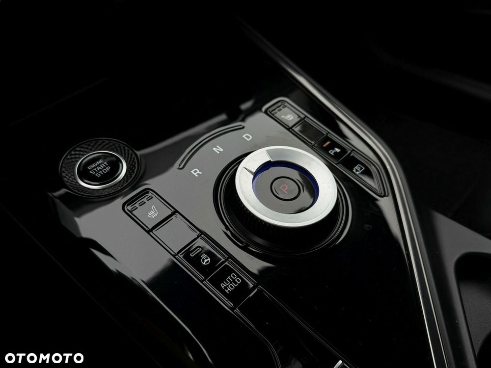 Kia Niro 1.6 GDI Hybrid L Business Line - 19