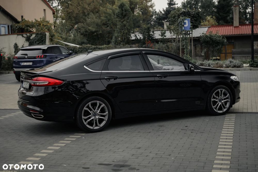 Ford Fusion - 5