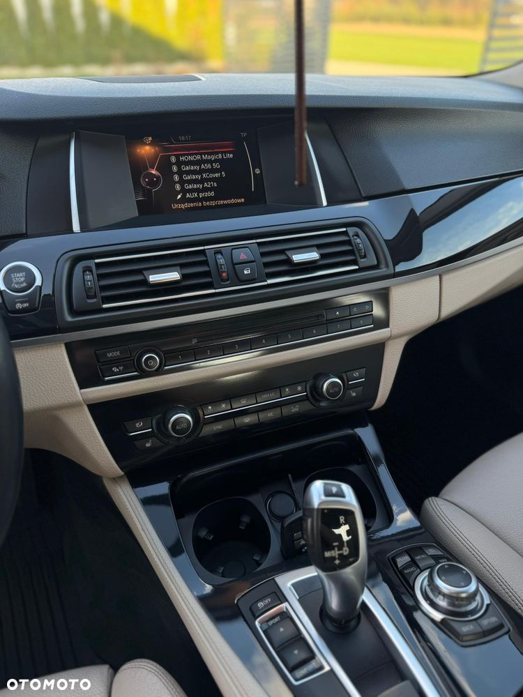 BMW Seria 5 520d - 14