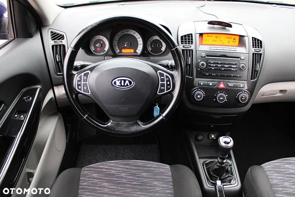 Kia Ceed - 18
