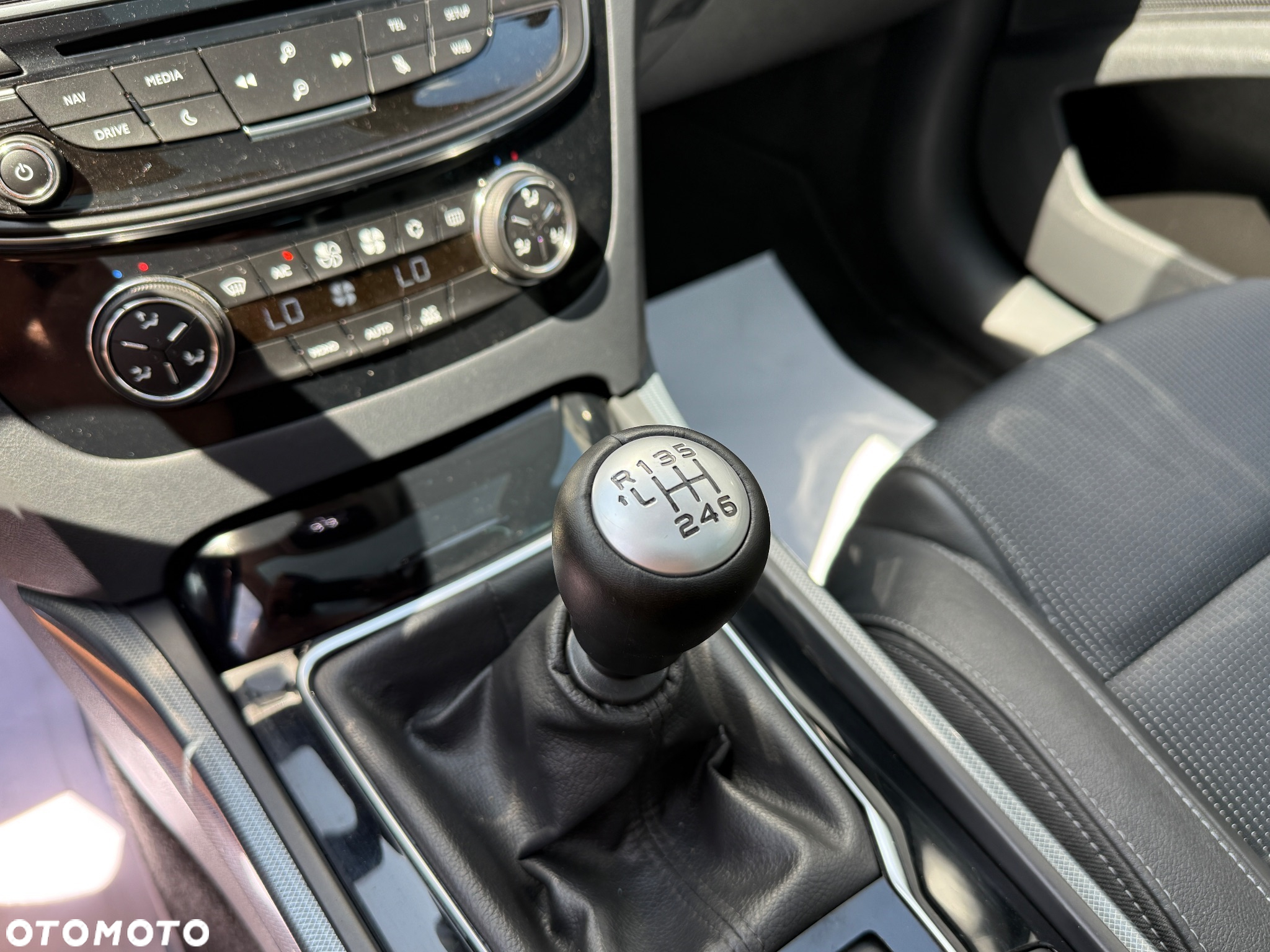 Peugeot 508 2.0 BlueHDi Allure S&S - 21