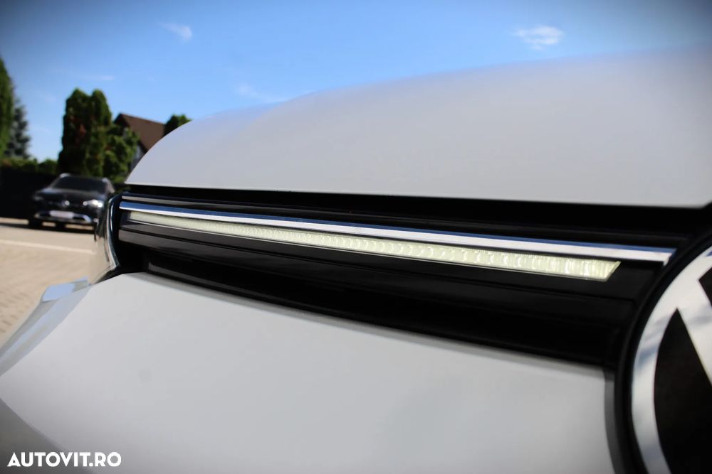 Volkswagen Golf 2.0 TDI Style - 32