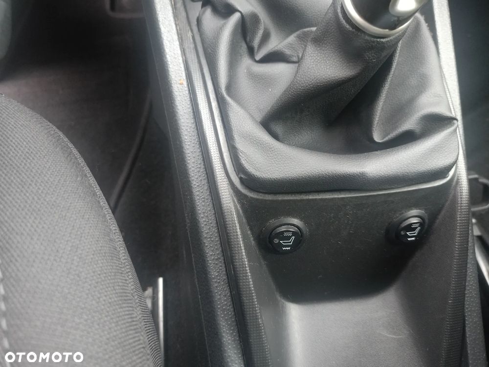 Seat Ibiza SC 1.4 16V Style - 13