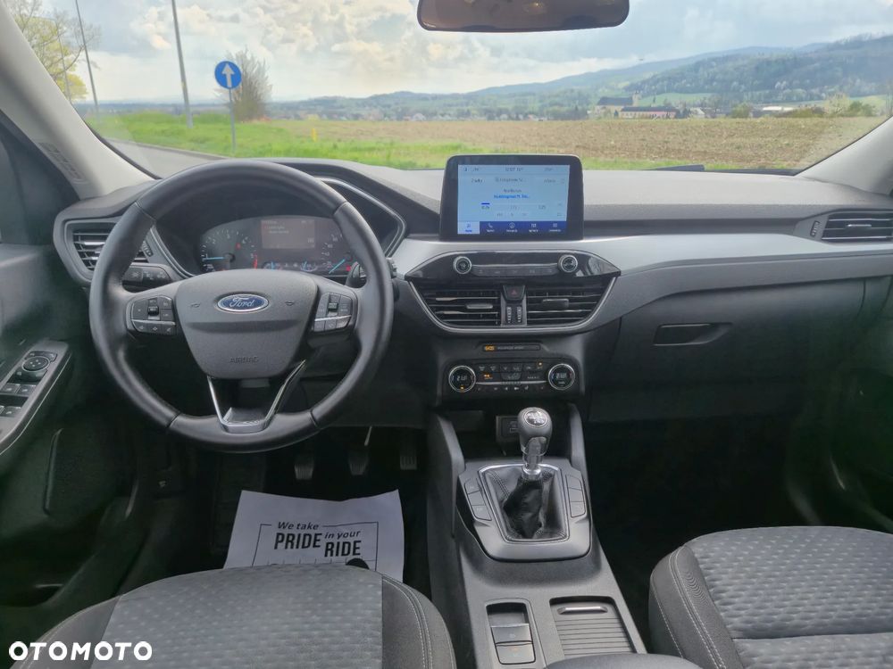 Ford Kuga 2.0 EcoBlue mHEV FWD Titanium - 11