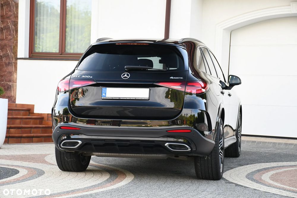 Mercedes-Benz GLC 300 e PHEV 4-Matic AMG Line - 17