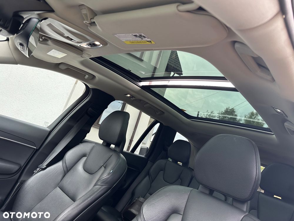 Volvo XC 90 T6 AWD Momentum 7os - 32