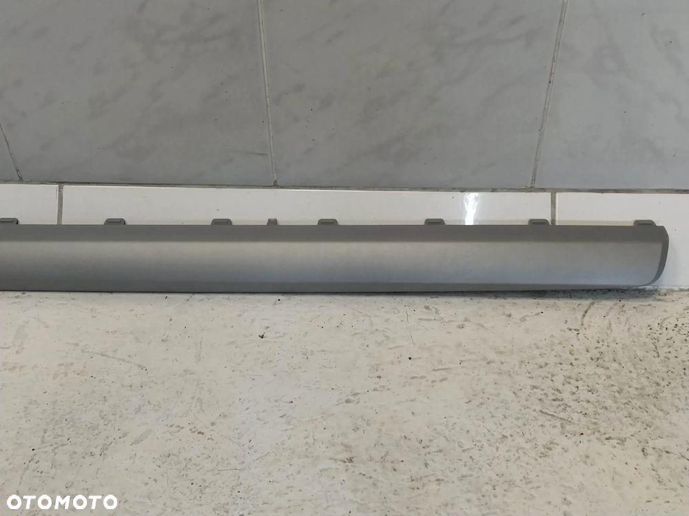 FORD FIESTA MK8 LISTWA PROGOWA PRAWA PRÓG NOWA ORYGINAŁ - 3