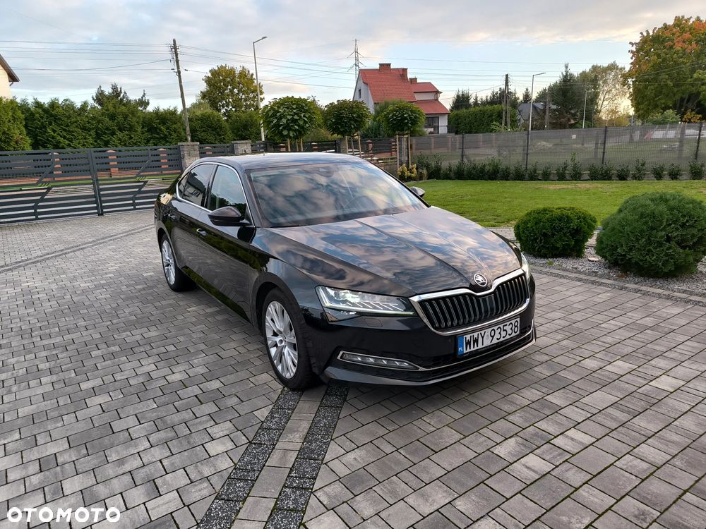 Skoda Superb 2.0 TDI SCR Style DSG - 1
