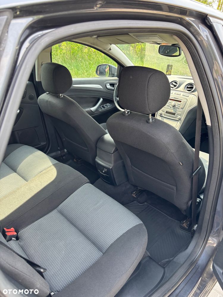 Ford Mondeo - 19