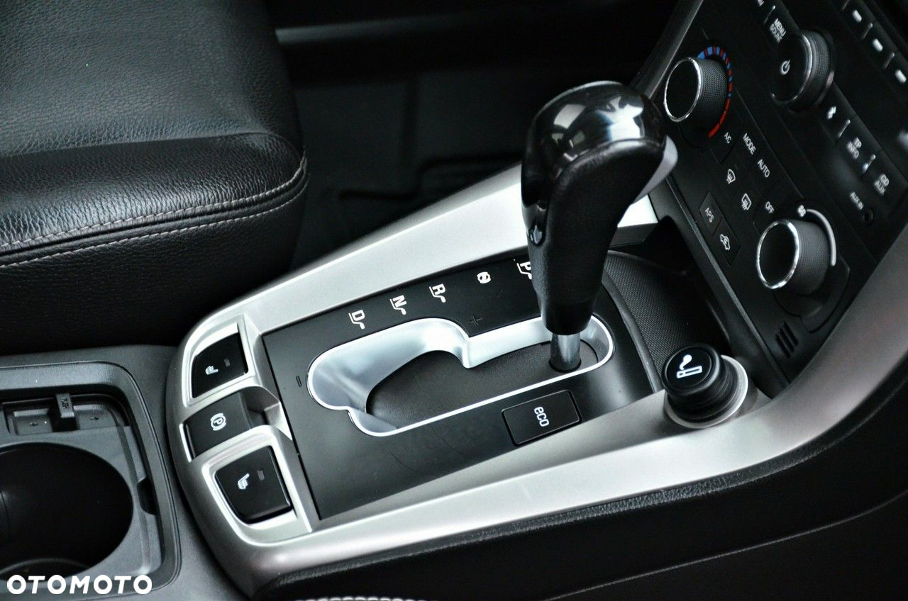 Chevrolet Captiva - 19