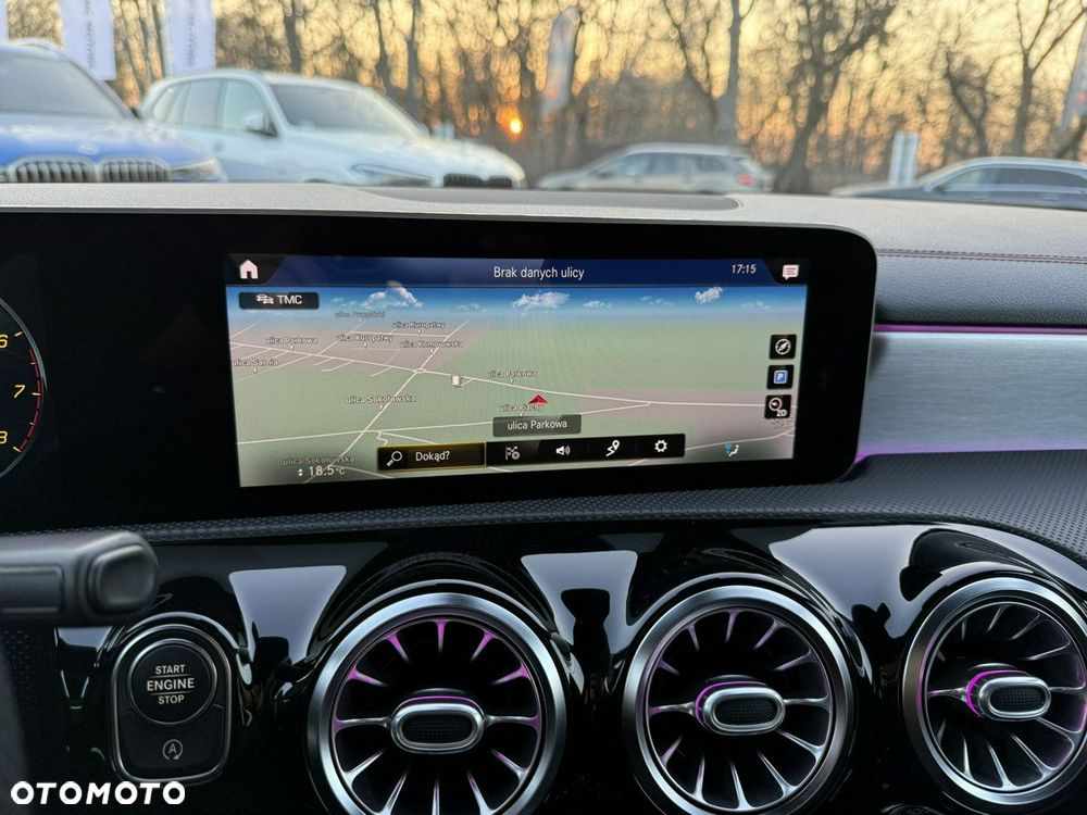 Mercedes-Benz CLA - 21