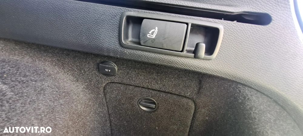 Volkswagen Passat 2.0 TDI DPF DSG Comfortline - 21