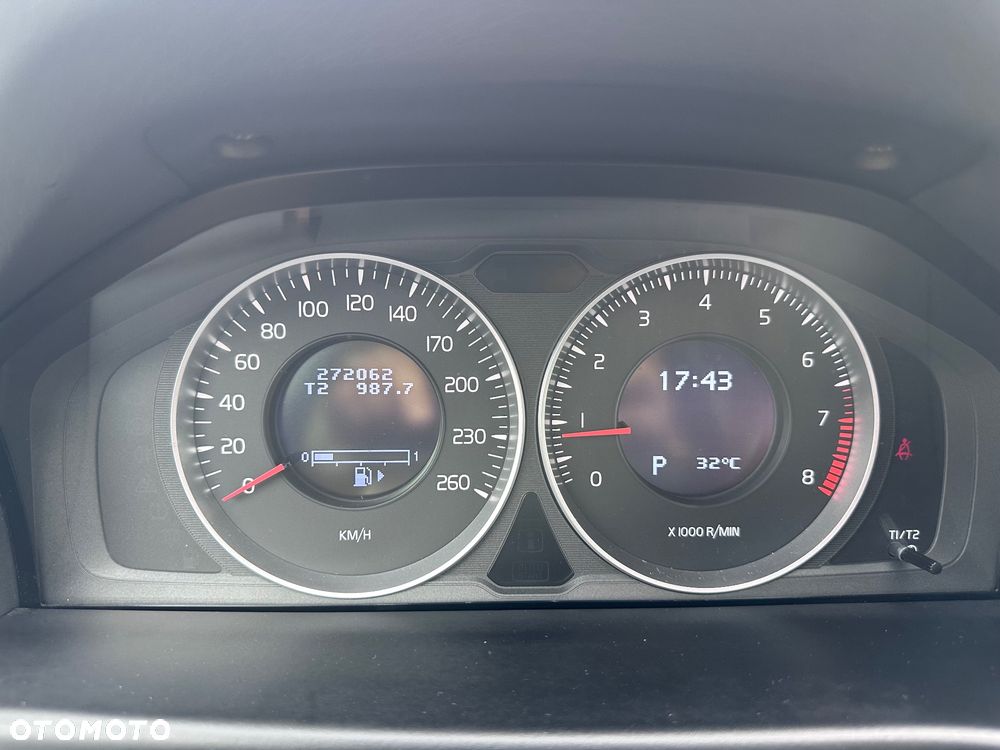 Volvo V70 - 32