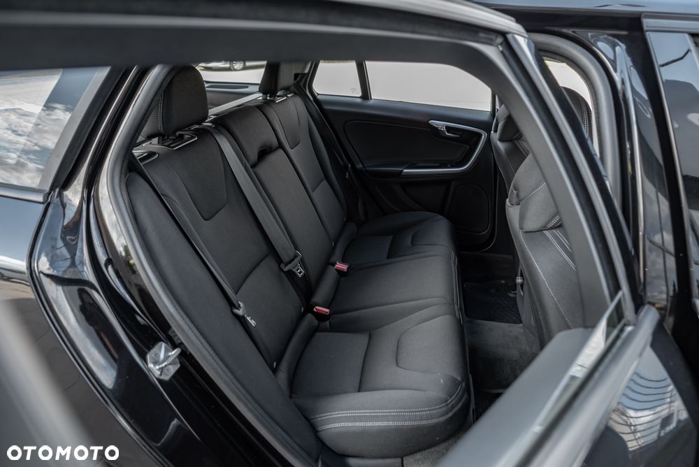 Volvo V60 D3 Linje Business - 21