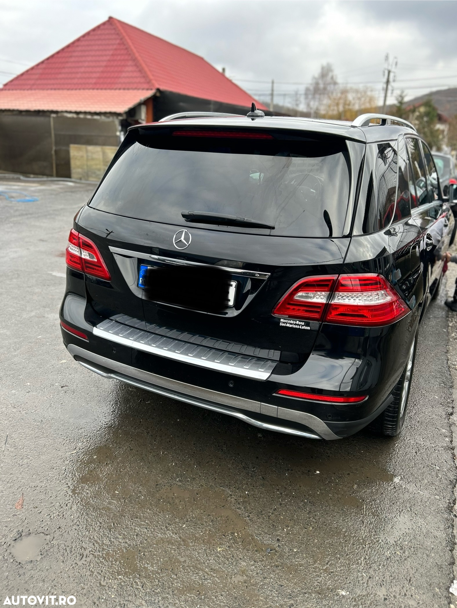 Mercedes-Benz ML 250 BlueTec 4MATIC Aut - 2