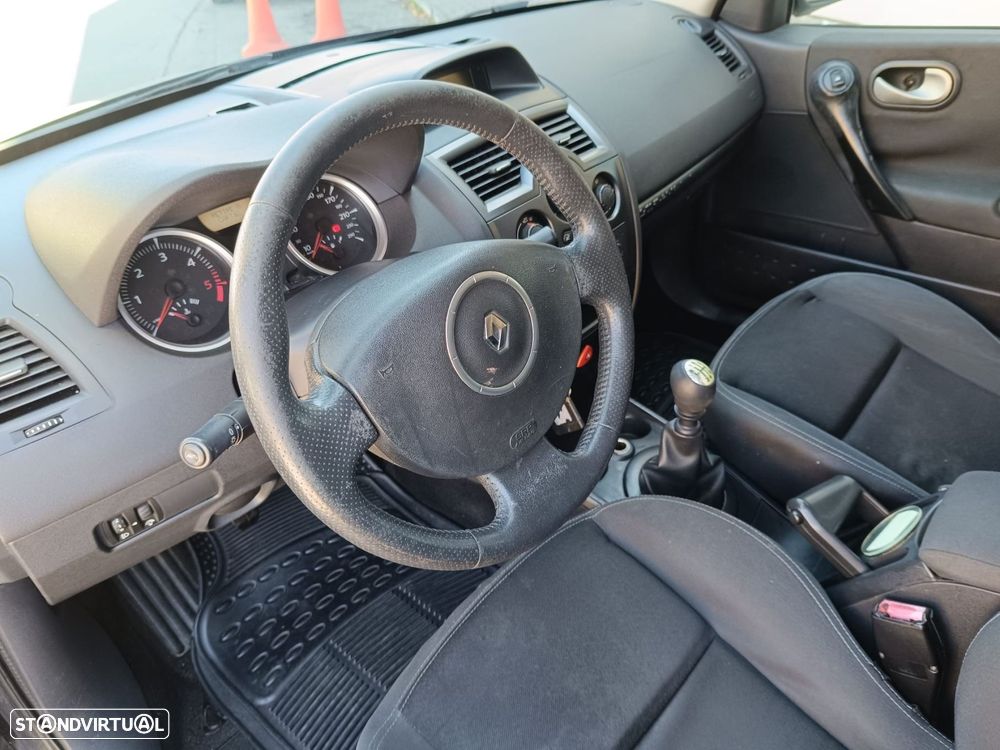 Renault Mégane Break 1.5 dCi Dynamique S - 13