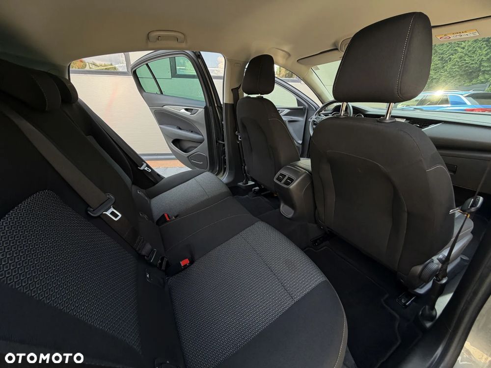 Opel Insignia CT 1.5 T Elite S&S - 17