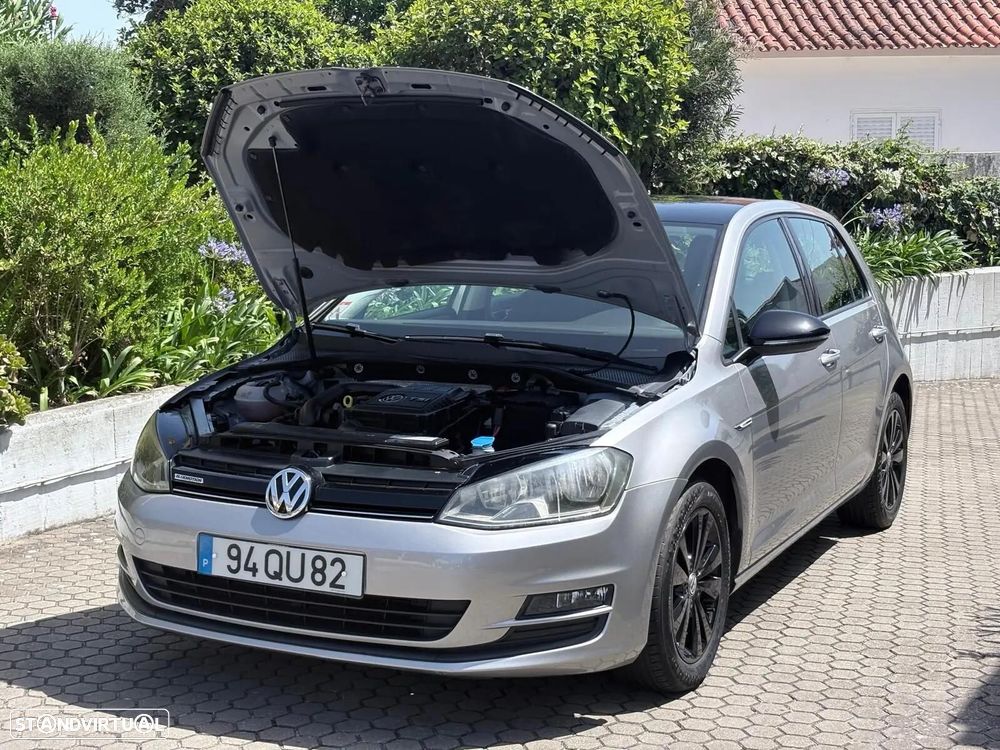 VW Golf 1.0 TSI Trendline - 16