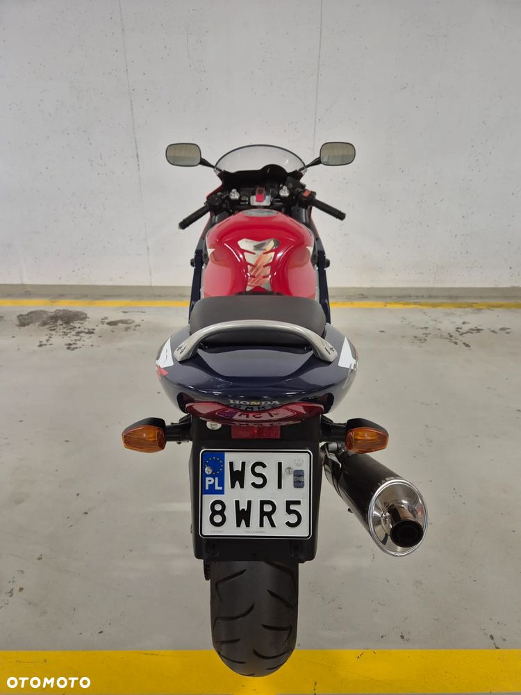 Honda CBR - 3