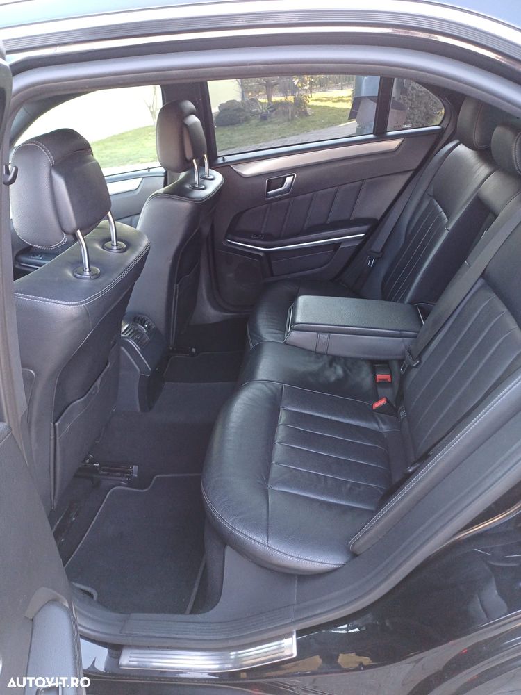 Mercedes-Benz E 220 BlueTEC 4MATIC - 4