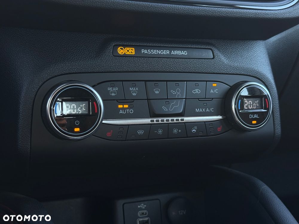 Ford Kuga 2.5 FHEV FWD ST-Line - 22