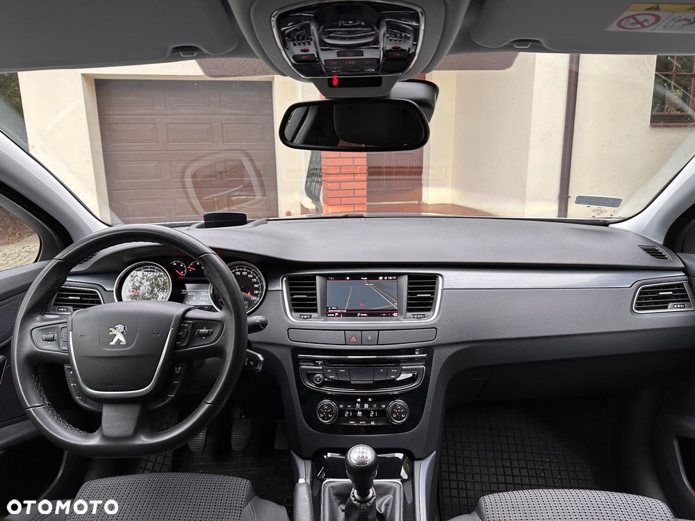 Peugeot 508 1.6 e-THP Active S&S - 12