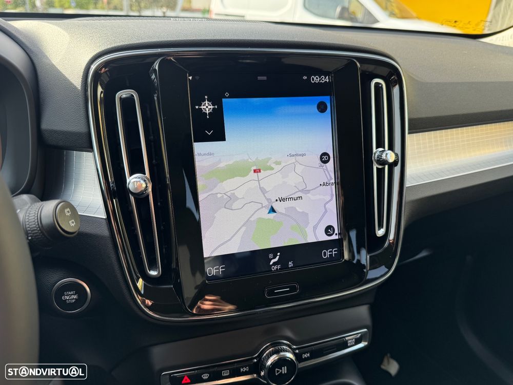 Volvo XC 40 2.0 D3 Momentum Plus - 29