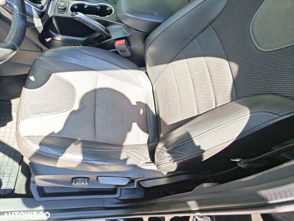 Ford Kuga 2.0 TDCi 2WD Titanium - 8