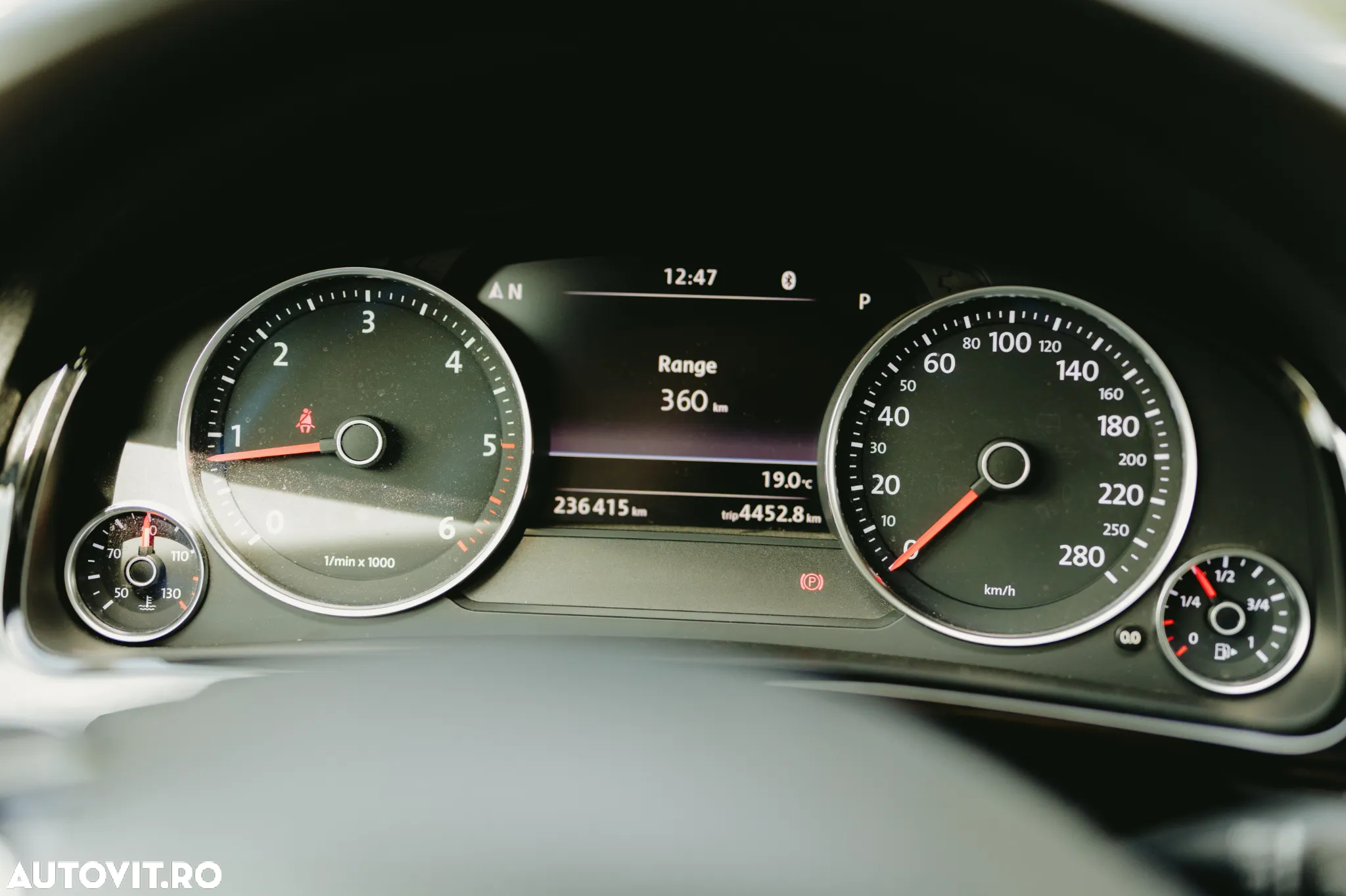 Volkswagen Touareg 3.0 V6 TDI BMT - 11