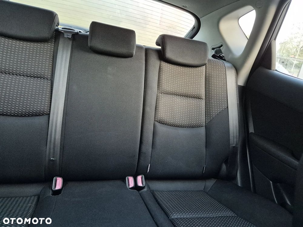 Hyundai i30 1.6 CRDi Classic + - 23