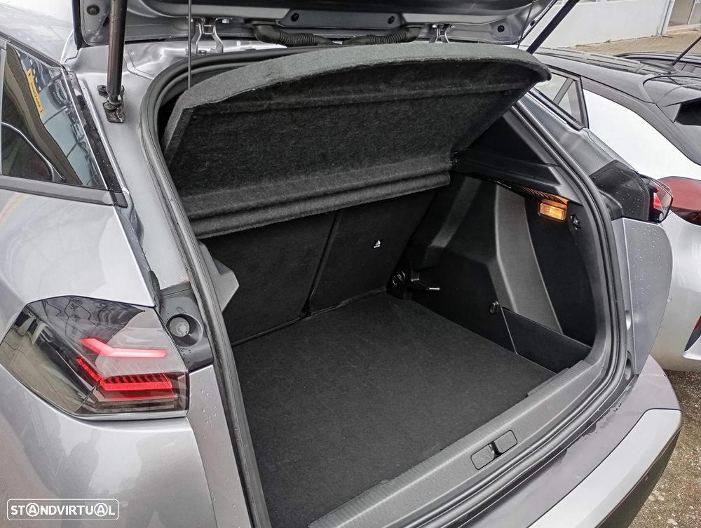 Peugeot 2008 1.2 PureTech Style - 9