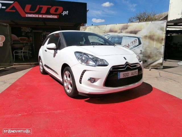 Citroën DS3 1.6 e-HDi So Chic 95g - 3