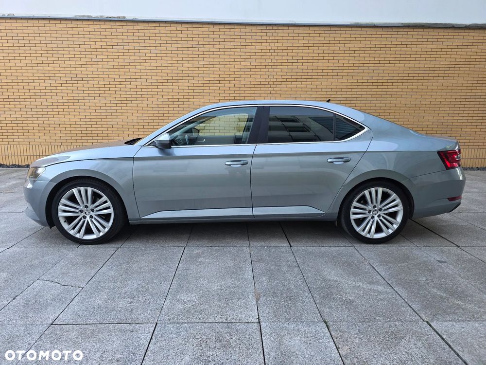 Skoda Superb 1.4 TSI ACT Ambition - 27