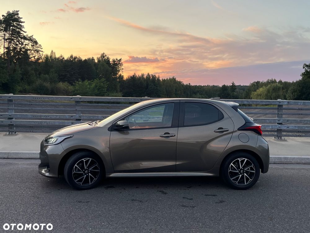 Toyota Yaris Hybrid 1.5 Executive - 6